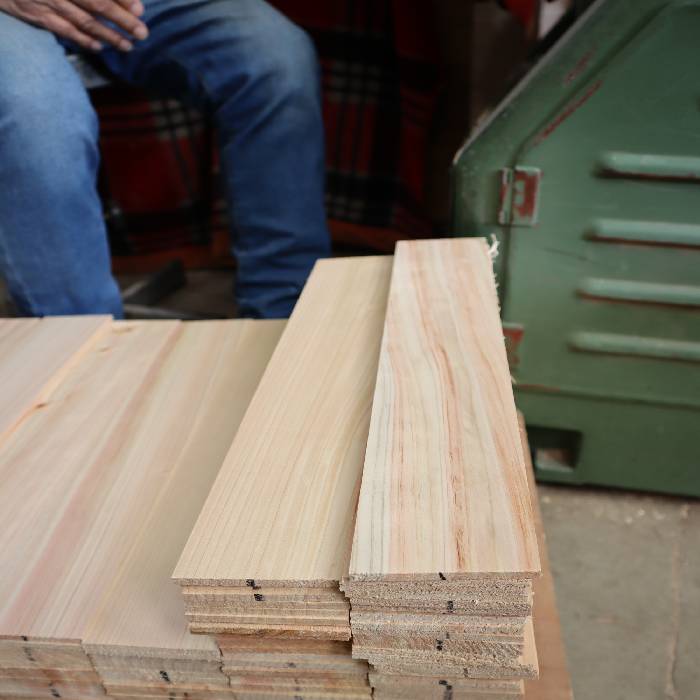 【OEM】南足柄市の木材を使用した鉛筆の製作