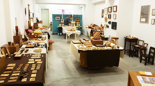 【小田原・箱根の工芸品展】 2ｋ540にて