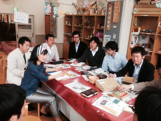 東京おもちゃ美術館でかまぼこつみきを紹介