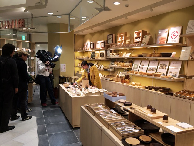 藤本美貴さんがTAKUMI館とラ・ルースに番組収録で来られました