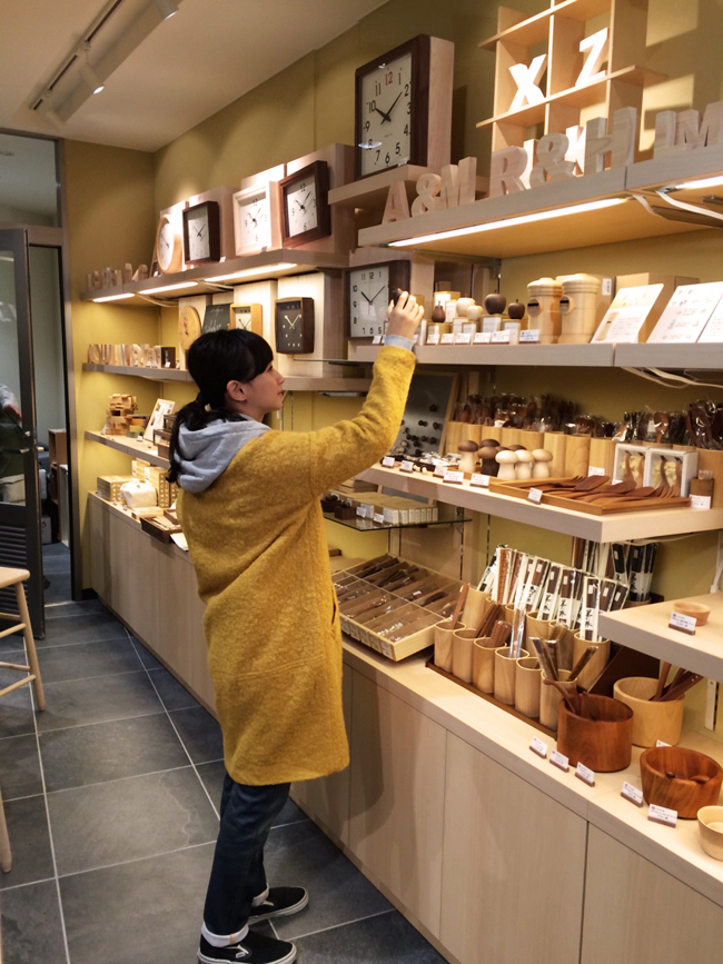 藤本美貴さんがTAKUMI館とラ・ルースに番組収録で来られました