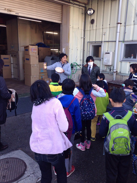 早川小学校生　工場見学