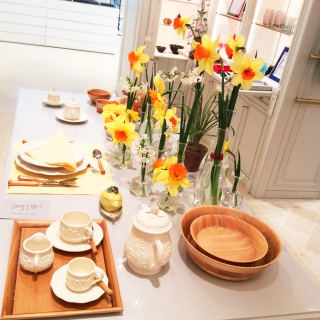 ひきよせ　dior（ディオール）パリ本店