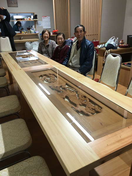 小田原　南相馬　欄間のテーブル