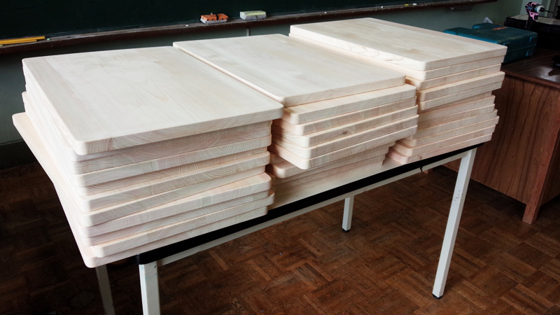 小田原市主催の木育授業に協力させて頂きました。