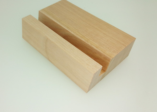 東大秩父演習林100周年の記念品を作製しました。