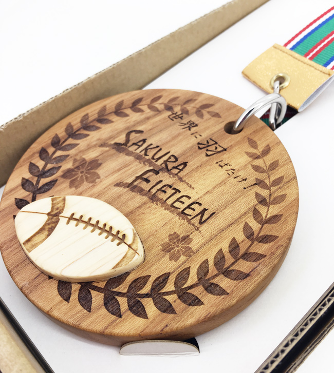 ラグビー女子日本代表候補（サクラフィフティーン）の歓迎セレモニー用メダルを作製しました。