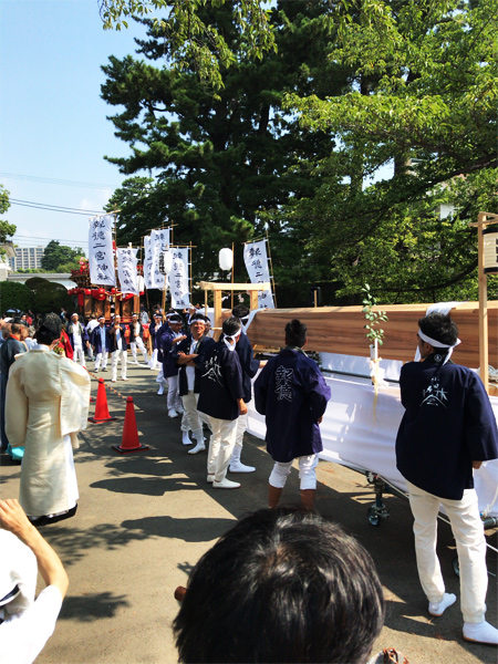 報徳祭「御木曳き」「立柱祭」