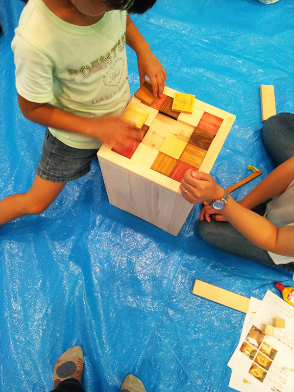 ラスカ小田原様　ワークショップ用の椅子を作製しました