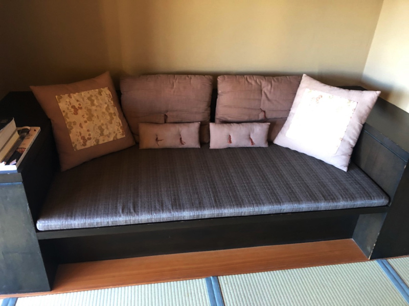 箱根旅館・ホテルの椅子とソファ類の張り替え