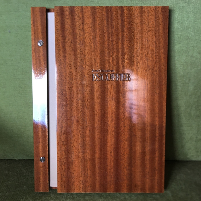 ワインリスト用メニューブックの作製。