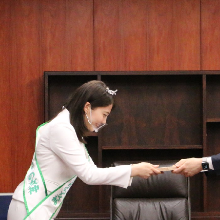 みどりの広報大使の任命状盾作製