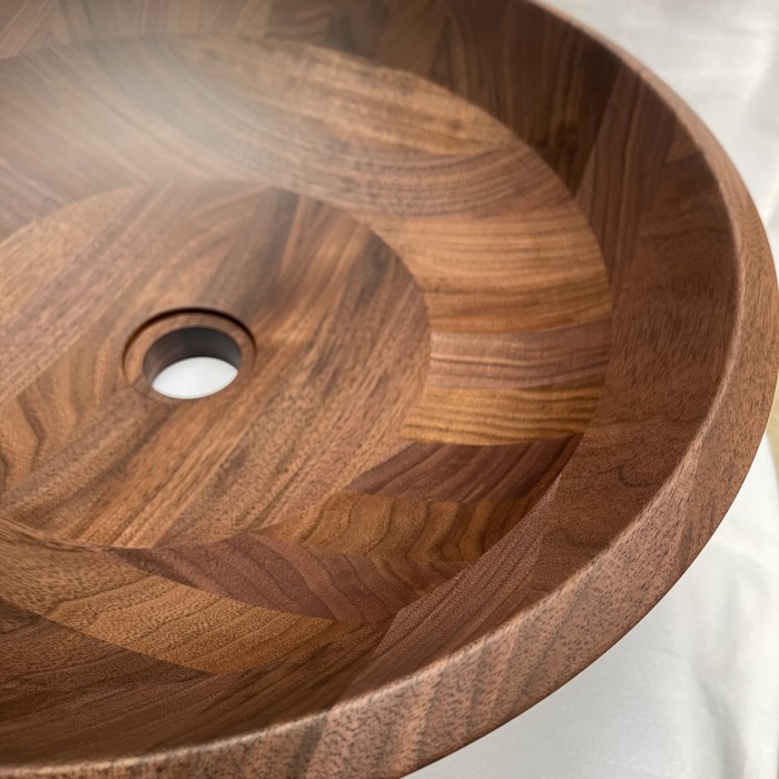 離島のホテルの洗面器を作製