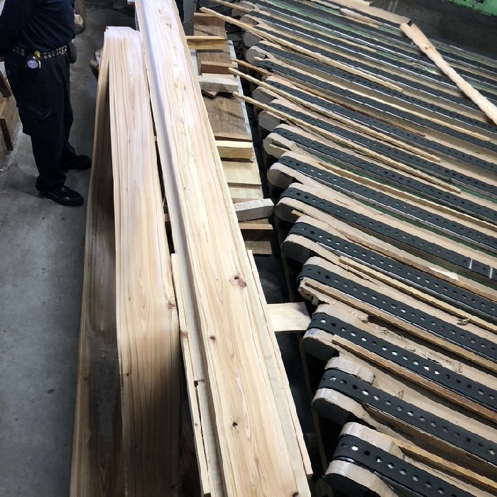 こだわりの突板を作っていただきました