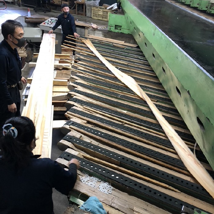 こだわりの突板を作っていただきました