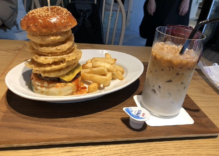 バリ在中の写真家