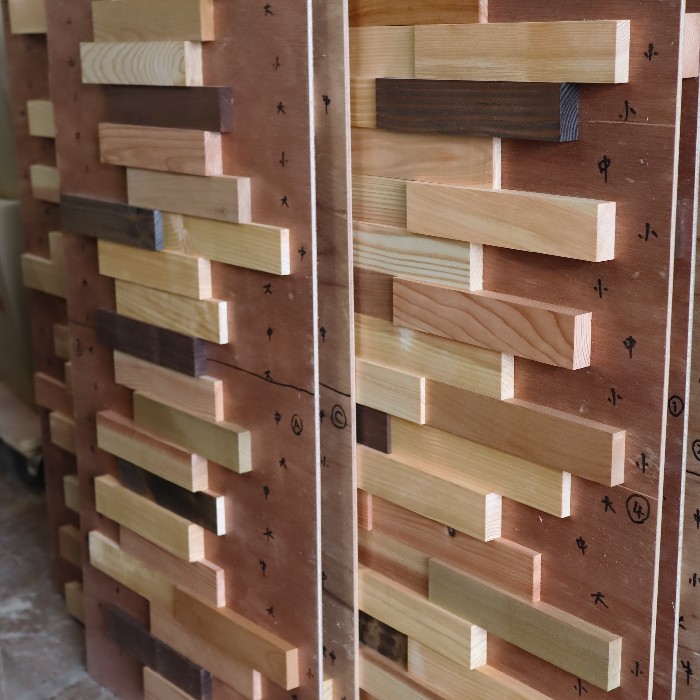 西湖コンテナハウスウッドデッキを作製