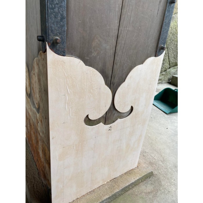 小田原城の常盤木門金属プレートの製作