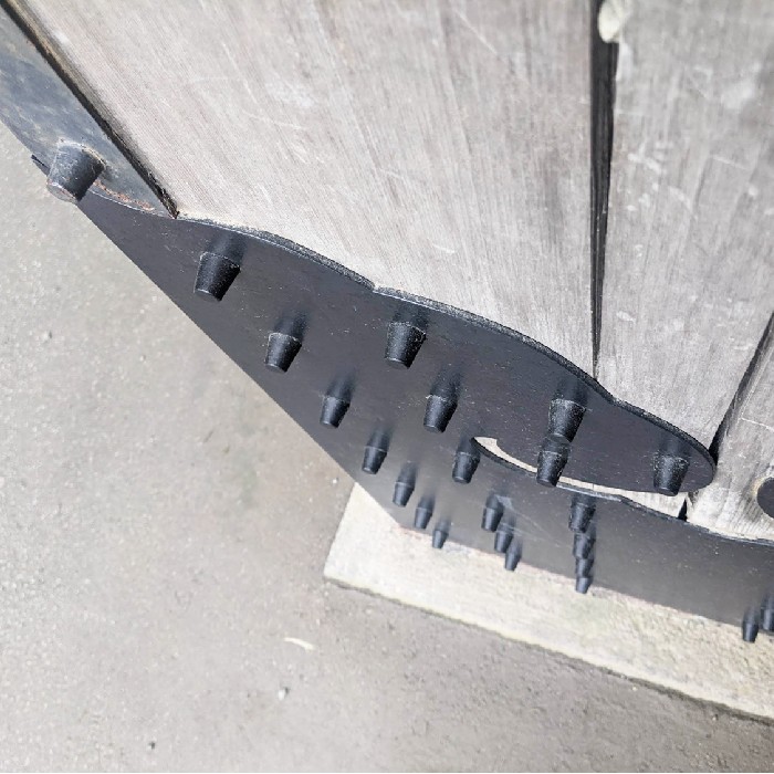 小田原城の常盤木門金属プレートの製作