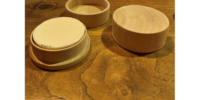 『FARADAY』さんの 蜜蝋ケースを製作