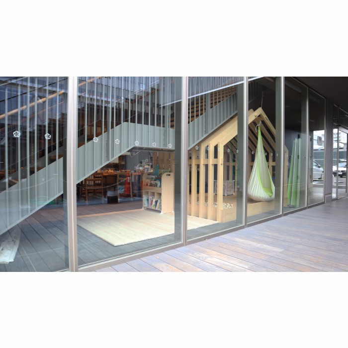 小田原三の丸ホールのフローリングを作製