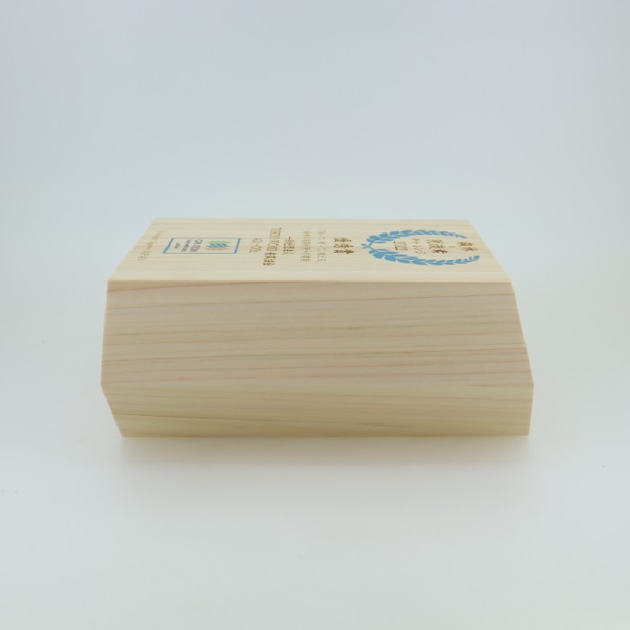 脱酸素授賞式の楯と表彰状を製作