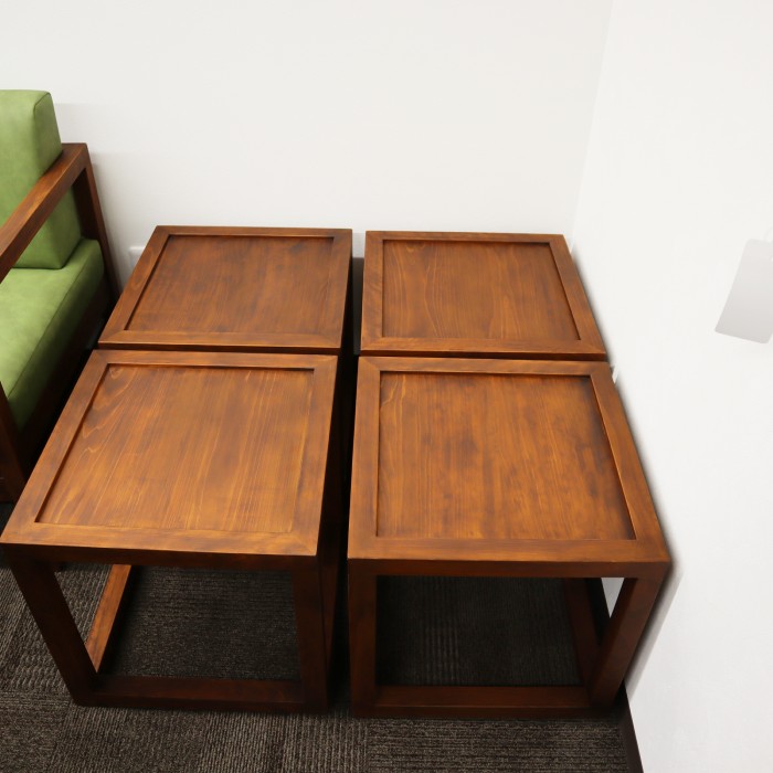 ヒノキ間伐材の什器を製作