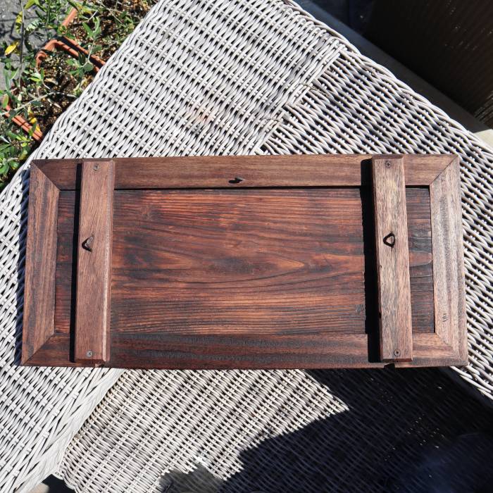 【OEM】木製の看板のメンテナンス